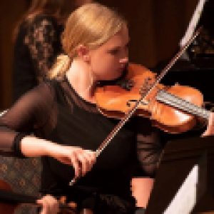 Rhiannon Carter violin