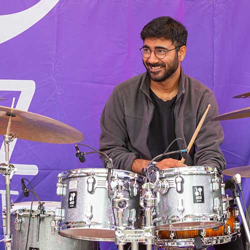 Dhaivat Jani - Drums, Hand Drums, Drum Circle, Tabla, Rock Band, Recording, Mixing and Production Instructor at Toronto Guitar School