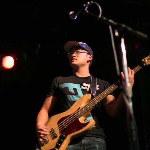 Joshua Sofian, Bass and Guitar Instructor at Toronto Guitar School