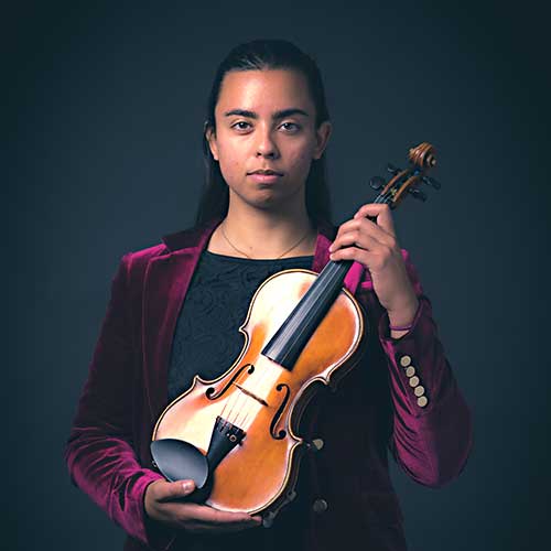 Veda Hingert-McDonald, Violin Instructor at Toronto Guitar School